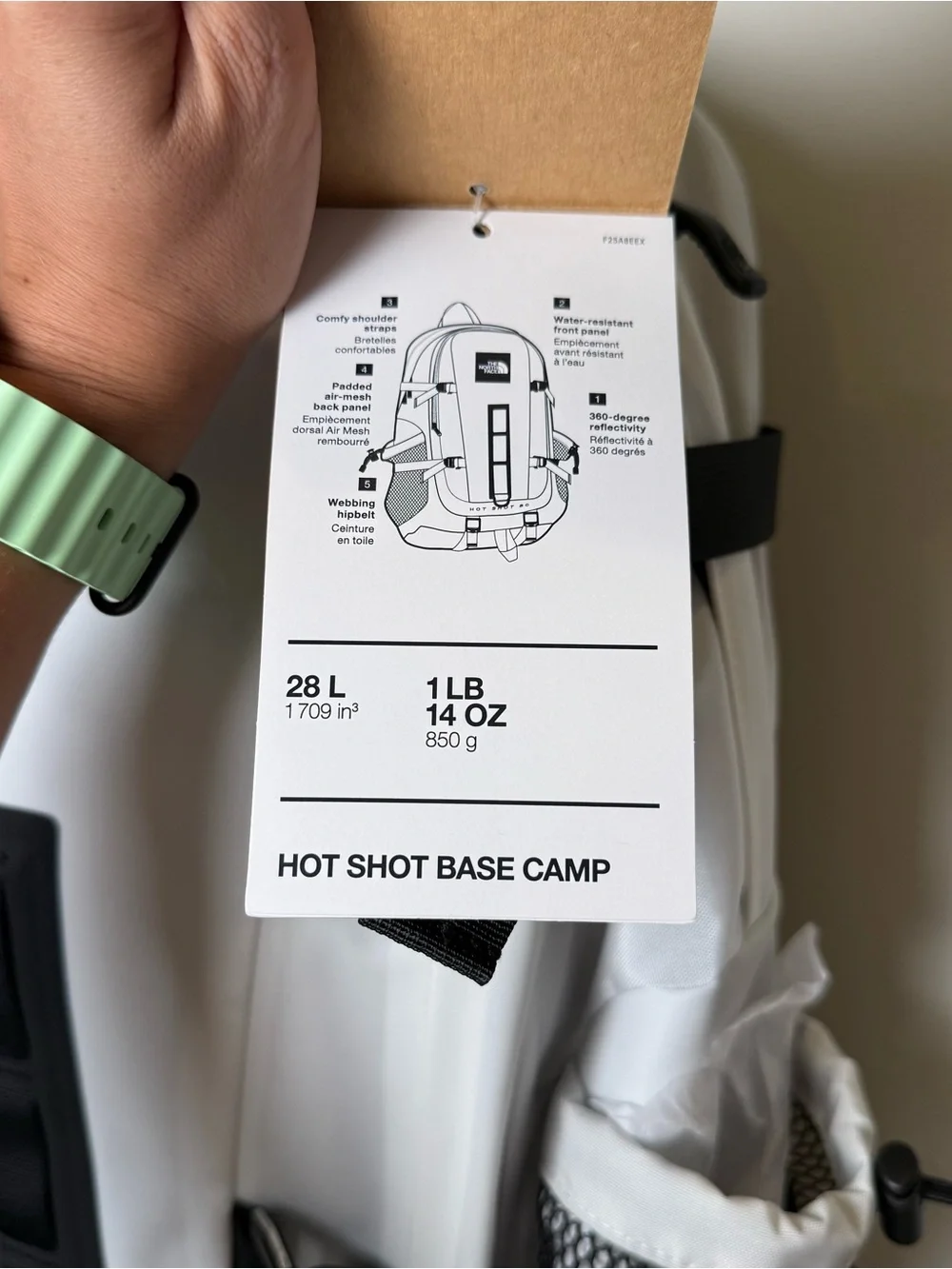 The North Face Hot Shot Base Camp Backpack 28L TNF White NWT NF0A8EEXFN4